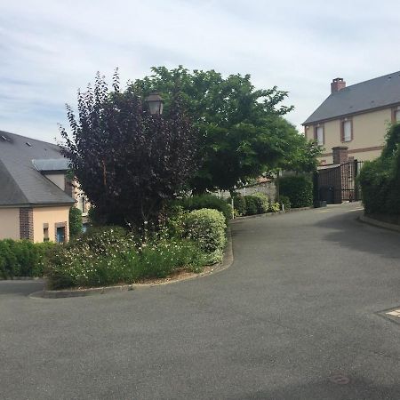 Beautiful Ground Floor 2 Bedroom Apartment Honfleur Extérieur photo