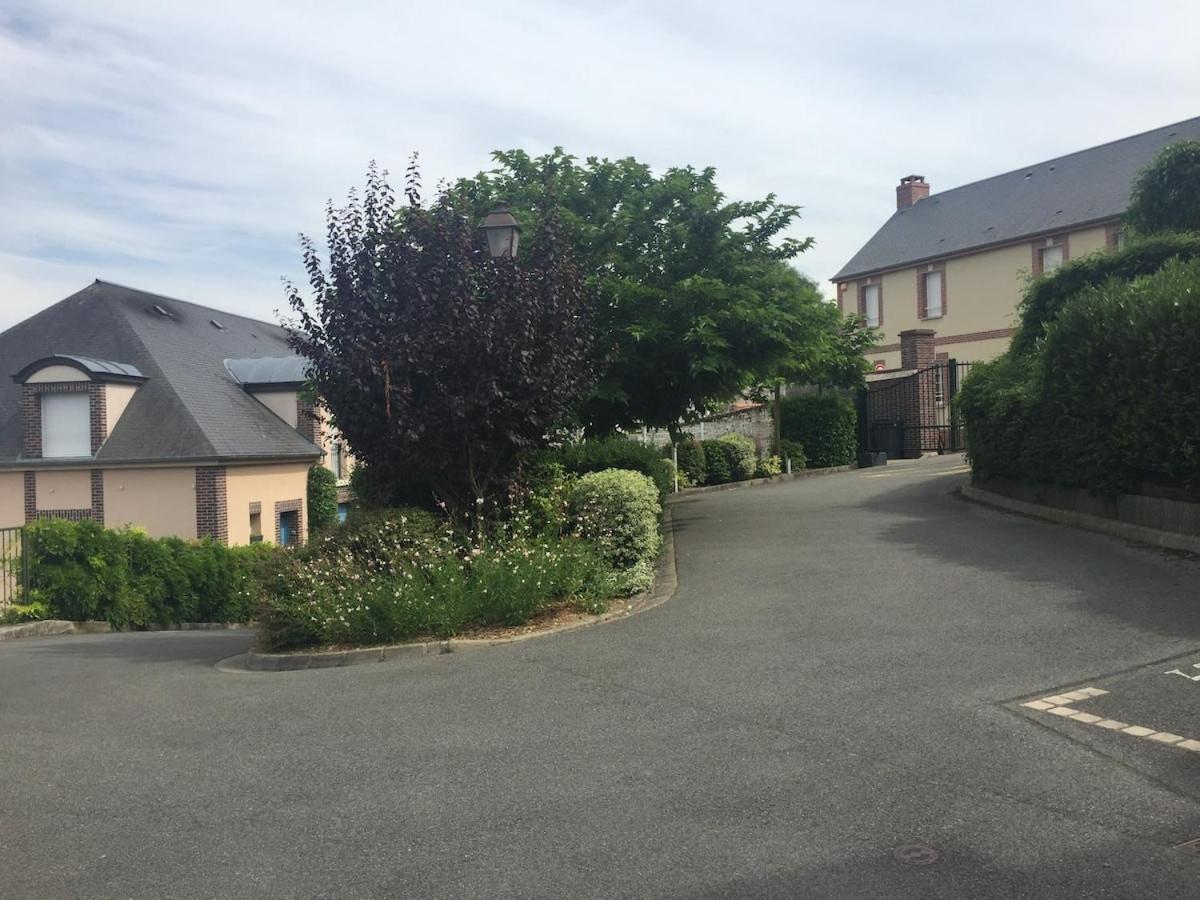 Beautiful Ground Floor 2 Bedroom Apartment Honfleur Extérieur photo